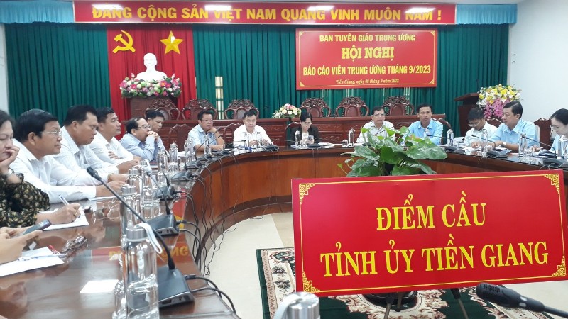 Điểm cầu tỉnh Tiền Giang.