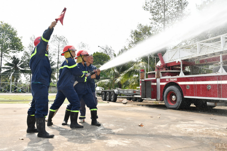 Lực lượng Cảnh sát PCCC và CNCH Công an tỉnh luyện tập