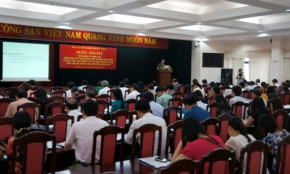 Quang cảnh hội nghị