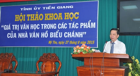 Tiến sĩ Trần Thế Ngọc - UVTW Đảng, Bí thư Tỉnh ủy phát biểu khai mạc hội thảo