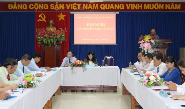 Quang cảnh hội nghị.