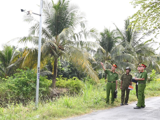 Mô hình “Camera nhân dân tự quản” ở xã Song Bình.