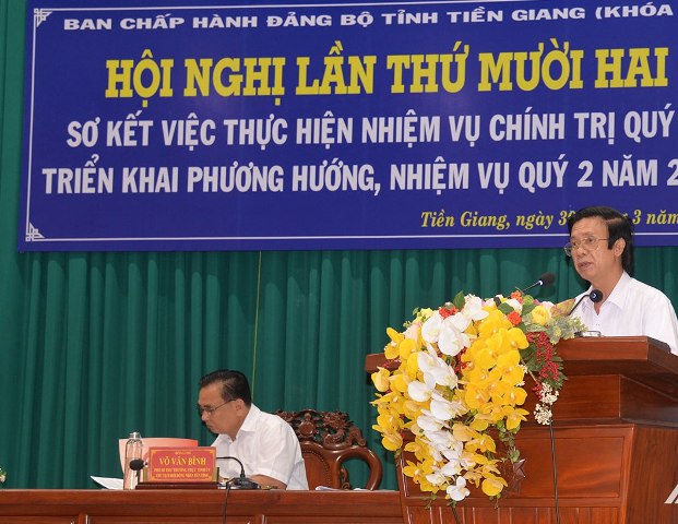 Quang cảnh Hội nghị lần thứ 12, Ban Chấp hành Đảng bộ tỉnh; Ảnh: THỦY HÀ.