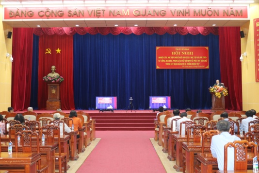 Quang cảnh hội nghị.